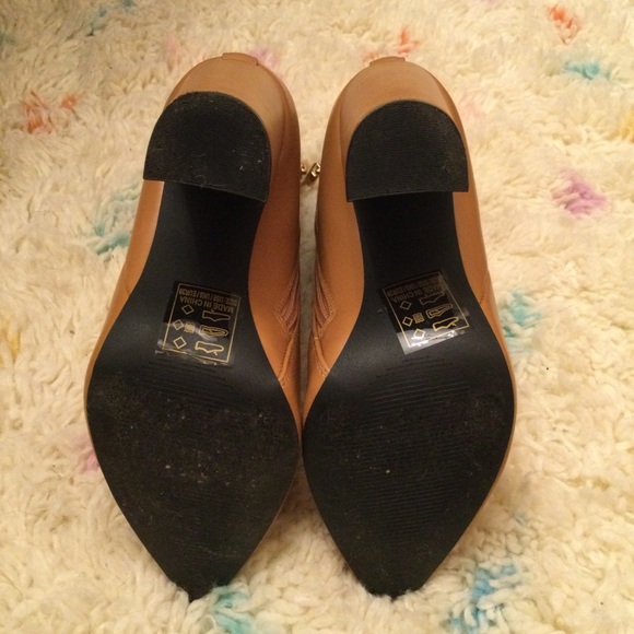 Tan Boots - Picture 3 of 3